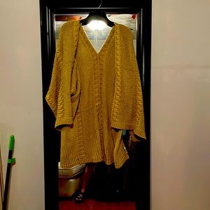 One size Ruana natural life